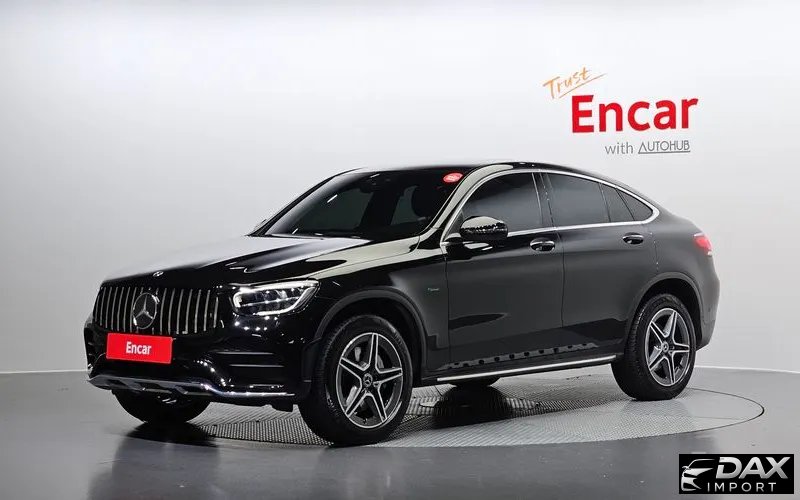 Mercedes-Benz GLC-Class GLC300e 4MATIC Coupe