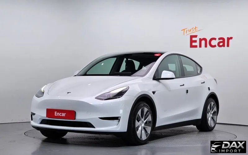 Tesla Model Y RWD