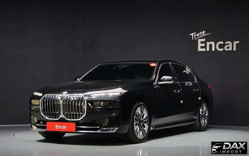 BMW 7-Series 740i sDrive Design Pure Excellence