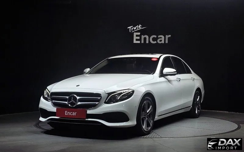 Mercedes-Benz E-Class E300 4MATIC Avnatgarde