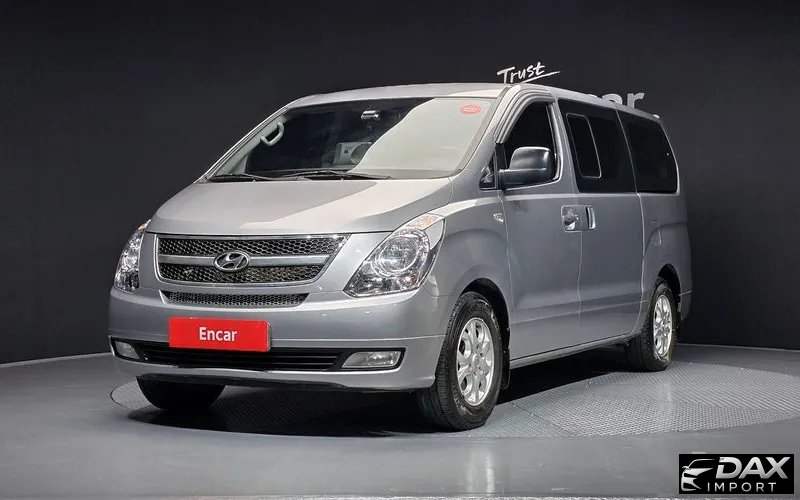 Hyundai Starex 11-Seater Wagon
