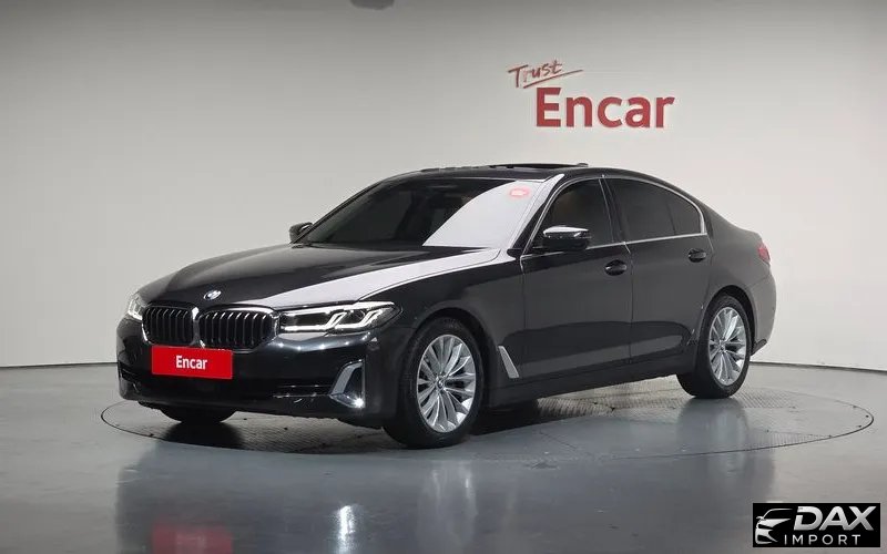 BMW 5-Series 520i Luxury