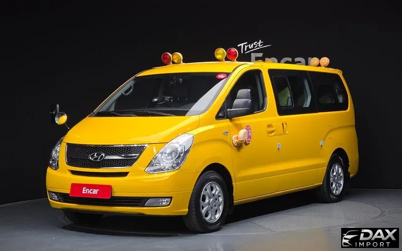 Hyundai Starex Guard car of children