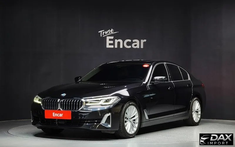 BMW 5-Series 520i Luxury