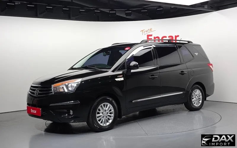 KG_Mobility_Ssangyong KORANDO 4WD LT 11-seater