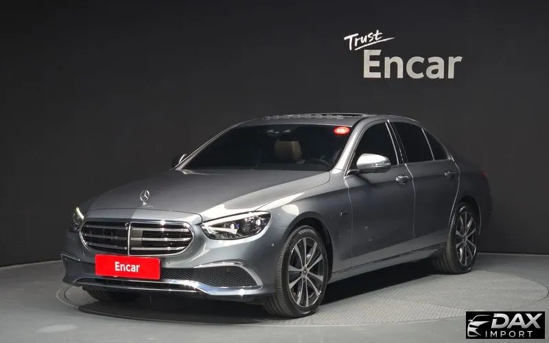 Mercedes-Benz E-Class E300e 4MATIC Exclusive