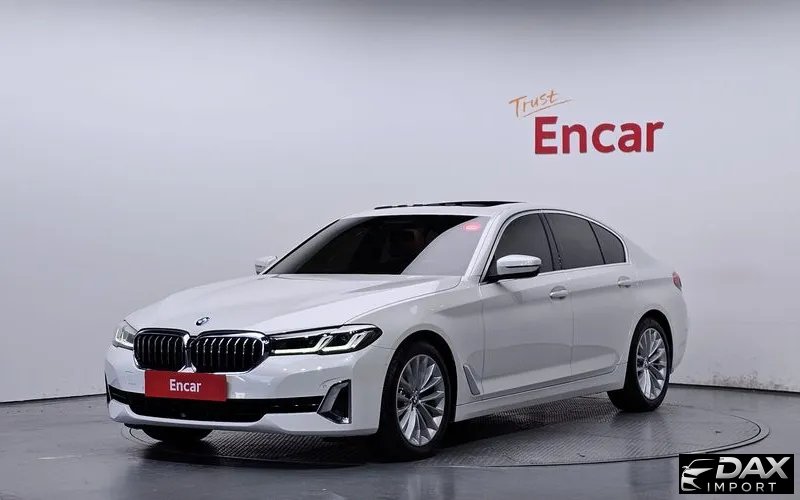 BMW 5-Series 520i Luxury