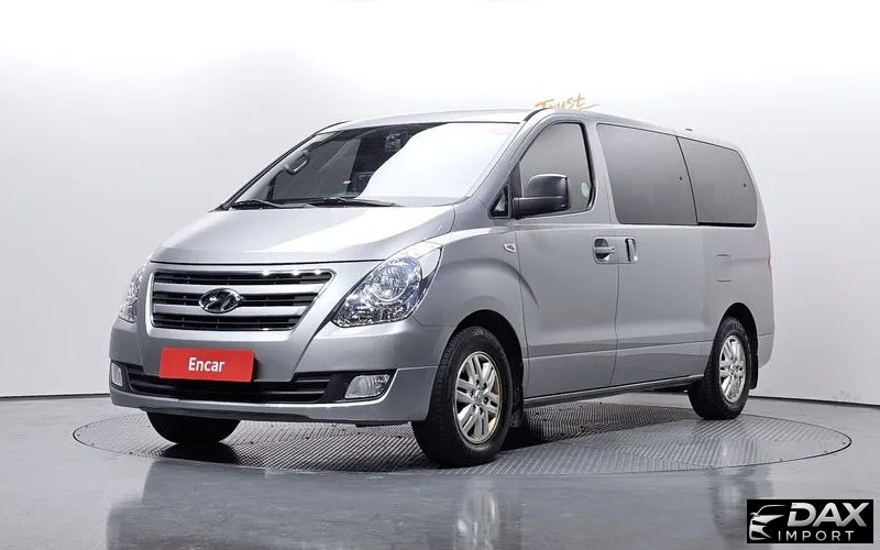 Hyundai Starex 12-Seater Wagon