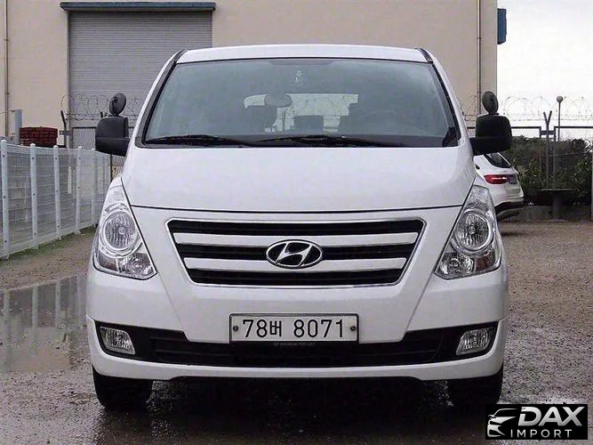 Hyundai Starex 12-Seater Wagon