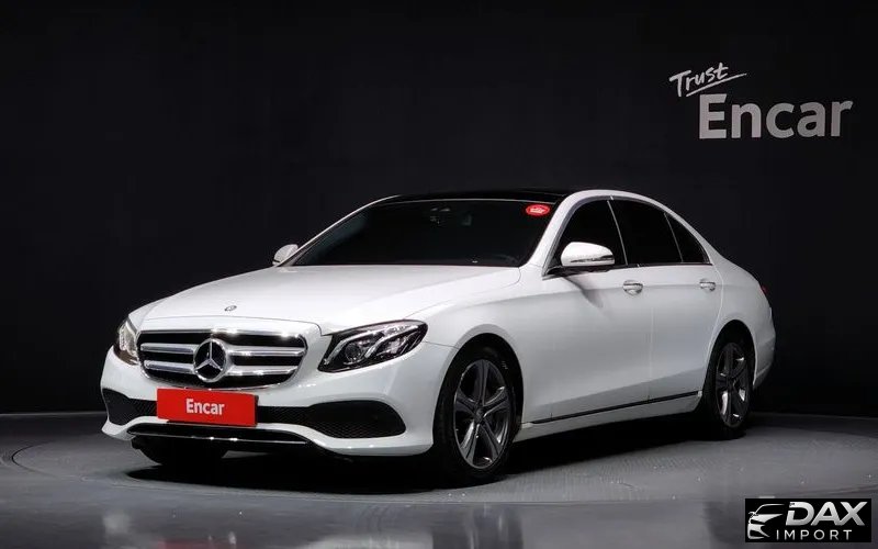 Mercedes-Benz E-Class E300 4MATIC Avnatgarde