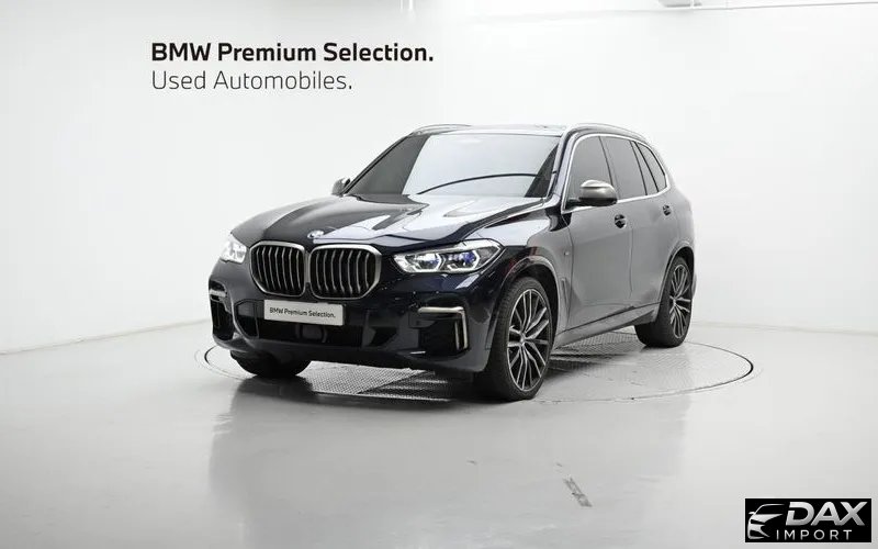 BMW X5 M50i