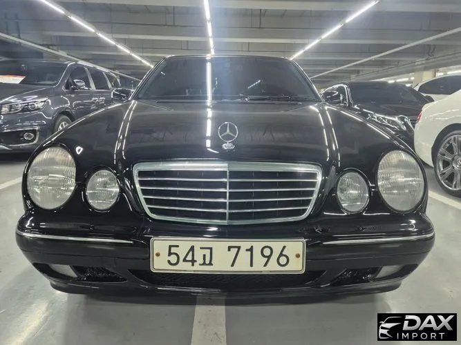 Mercedes-Benz E-Class E200K