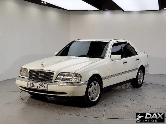 Mercedes-Benz C-Class C200