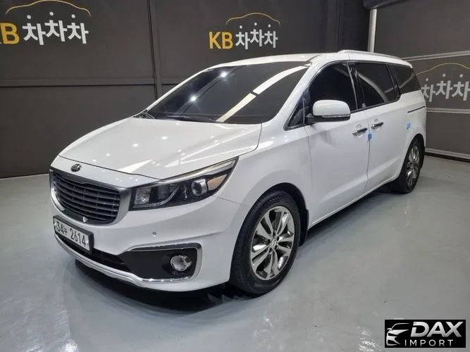 Kia Canival 7-seater Limousine