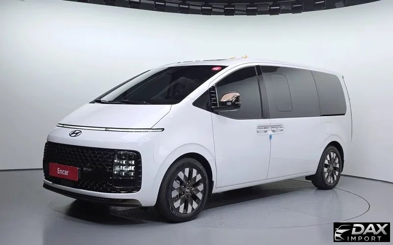 Hyundai Staria 4WD Lounge 7-Seater