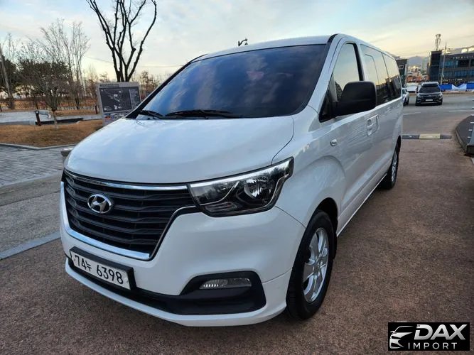 Hyundai Starex Wagon 12-Seater