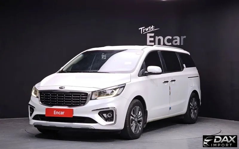 Kia Canival 9-Seater Luxury