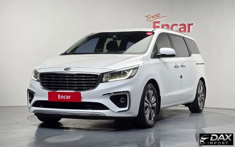Kia Canival 9-Seater Luxury