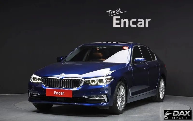 BMW 5-Series 520i Luxury