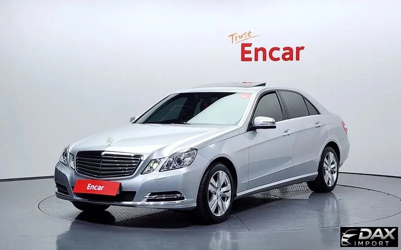 Mercedes-Benz E-Class E300 Elegance