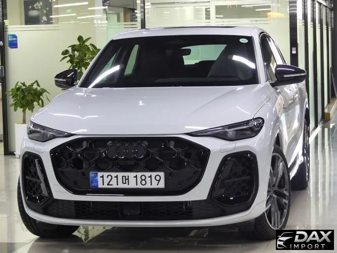 Audi Q5 45 TFSI Quattro S Line Black Edition Sport Back