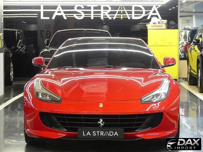 Ferrari GTC4 Lusso T 3.9 V8