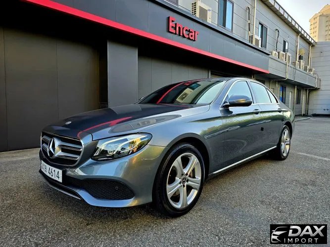 Mercedes-Benz E-Class E220d 4MATIC Avantgarde