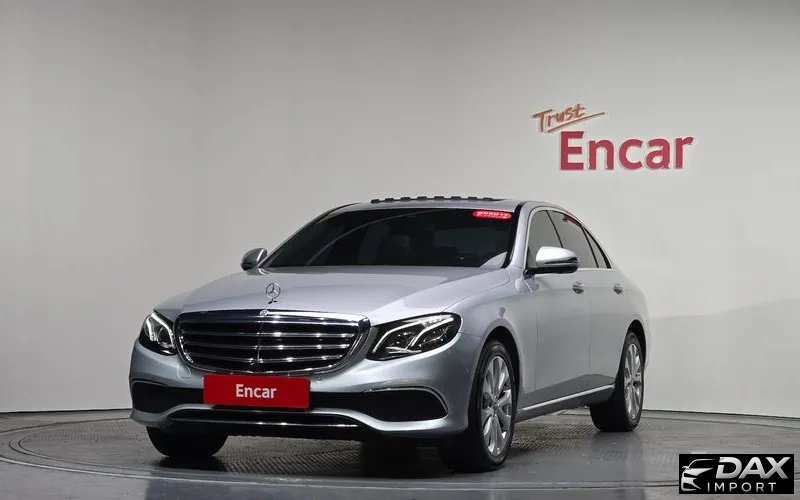 Mercedes-Benz E-Class E300 4MATIC Exclusive