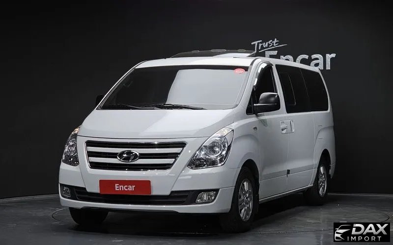 Hyundai Starex 12-Seater Wagon