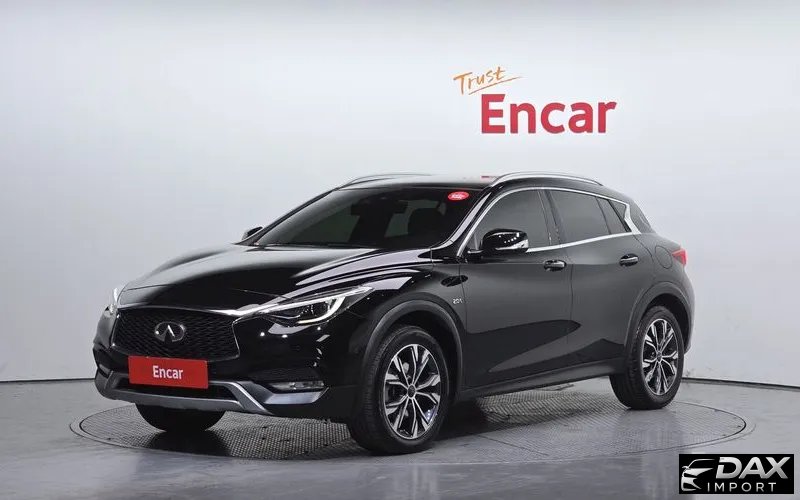Infiniti QX30 2.0 Essential AWD