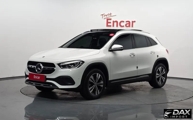Mercedes-Benz GLA-Class GLA220