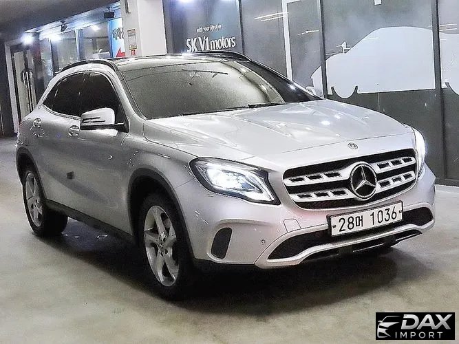 Mercedes-Benz GLA-Class GLA220