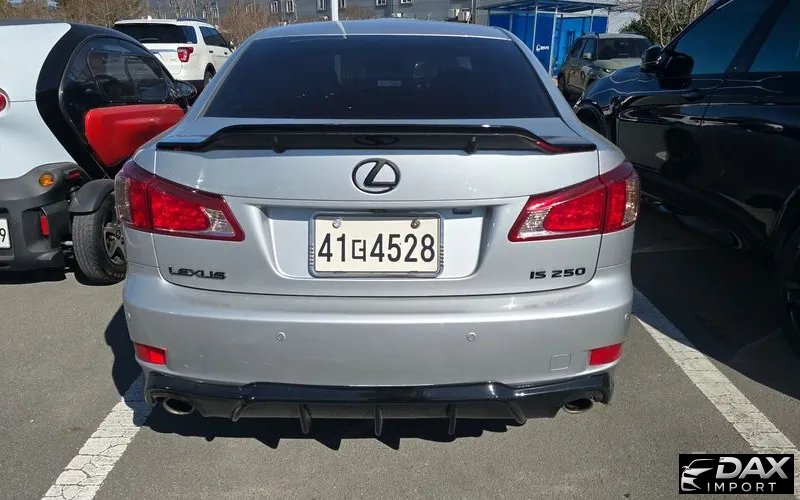 Lexus IS Premium