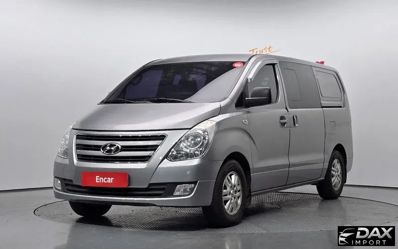 Hyundai Starex 5-Seater VAN