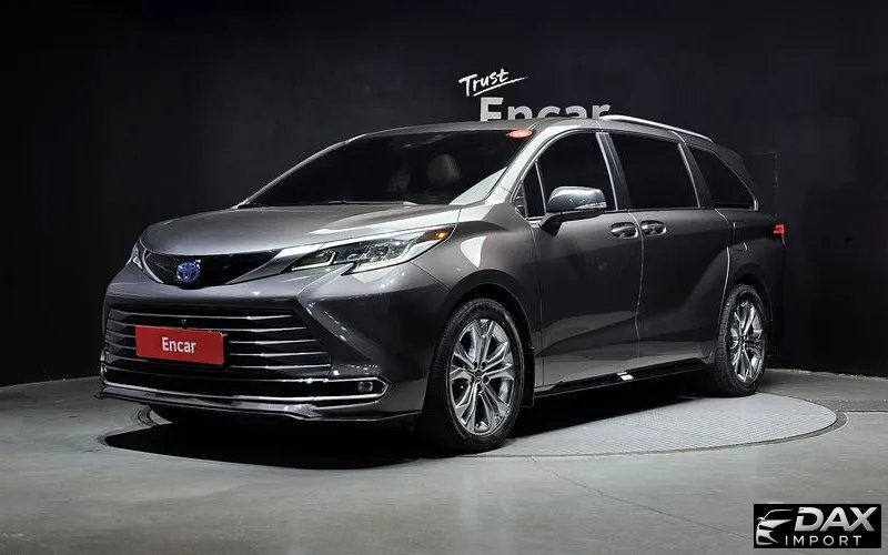 Toyota Sienna 2.5 Hybrid 2WD