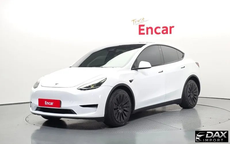 Tesla Model Y RWD