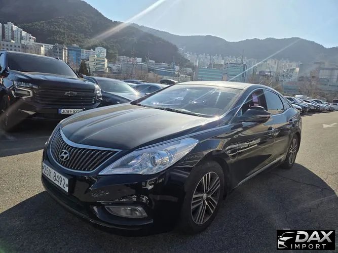 Hyundai Grandeur HG240 Modern