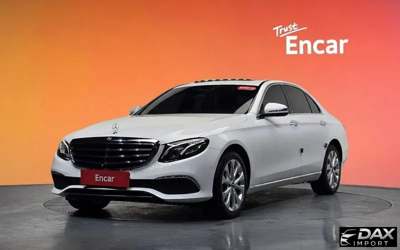 Mercedes-Benz E-Class E300 4MATIC Exclusive