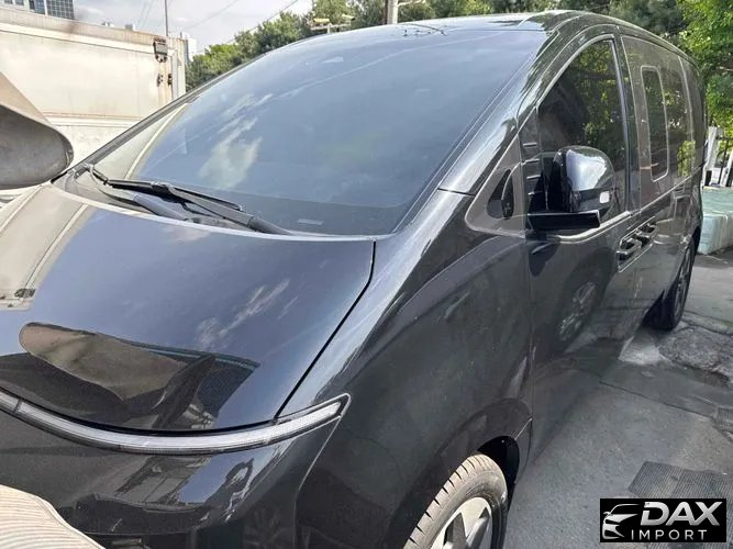 Hyundai Staria 4WD Tourer 9-Seater