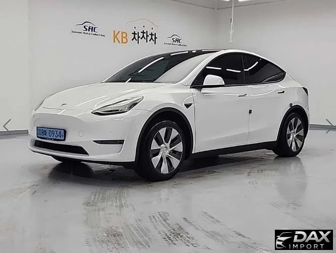 Tesla Model Y Standard Range