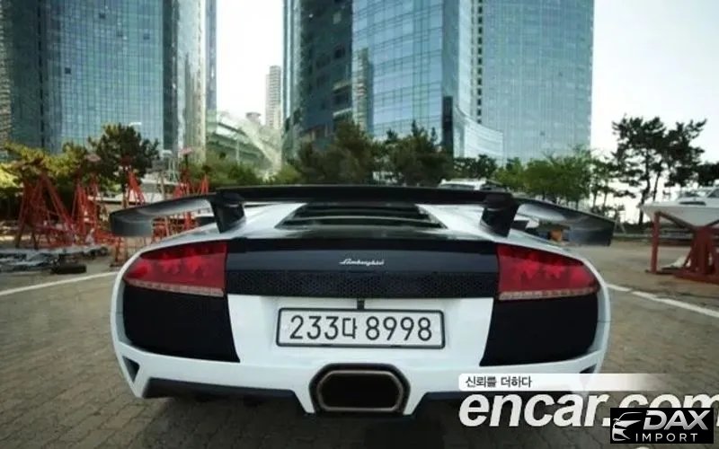 Lamborghini Murcielago LP640