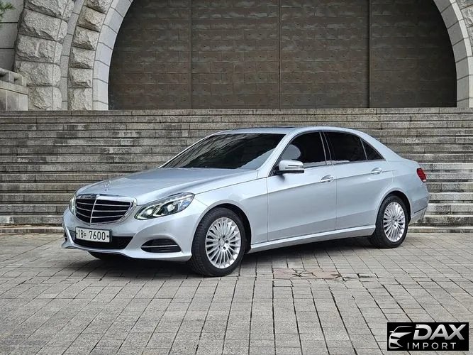 Mercedes-Benz E-Class E300 Elegance