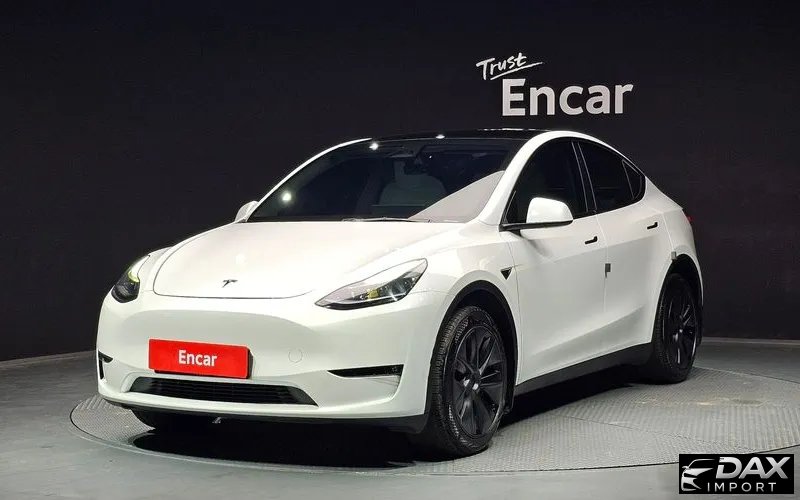 Tesla Model Y Long Range