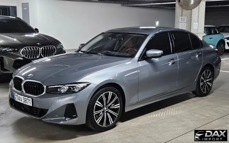 BMW 3-Series 320i
