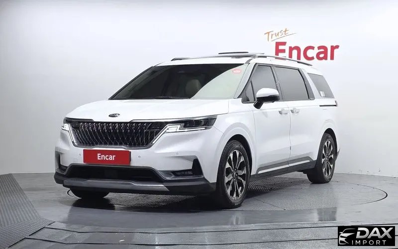 Kia Canival 9-Seater Signature