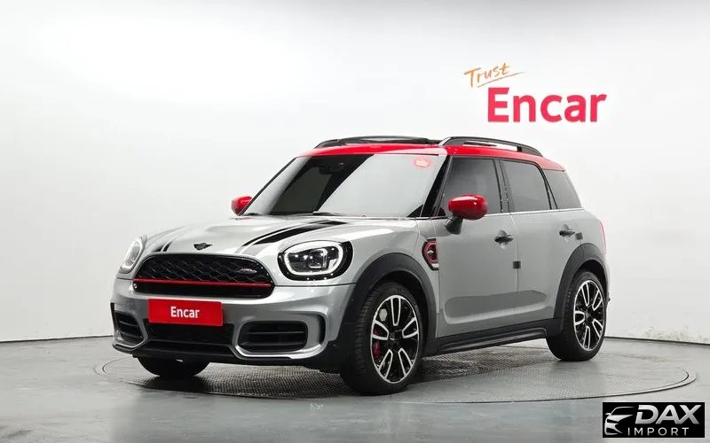 Mini Countryman JCW Launch Pack