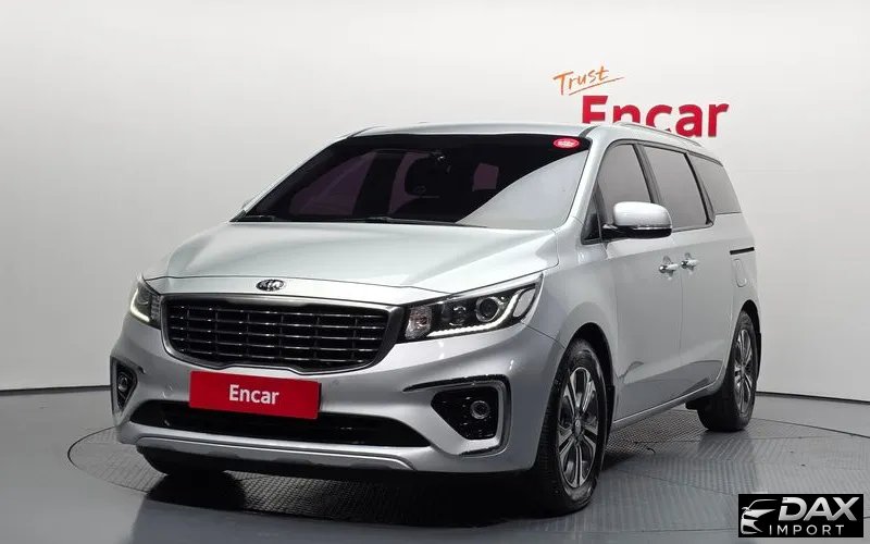 Kia Canival 9-Seater Luxury