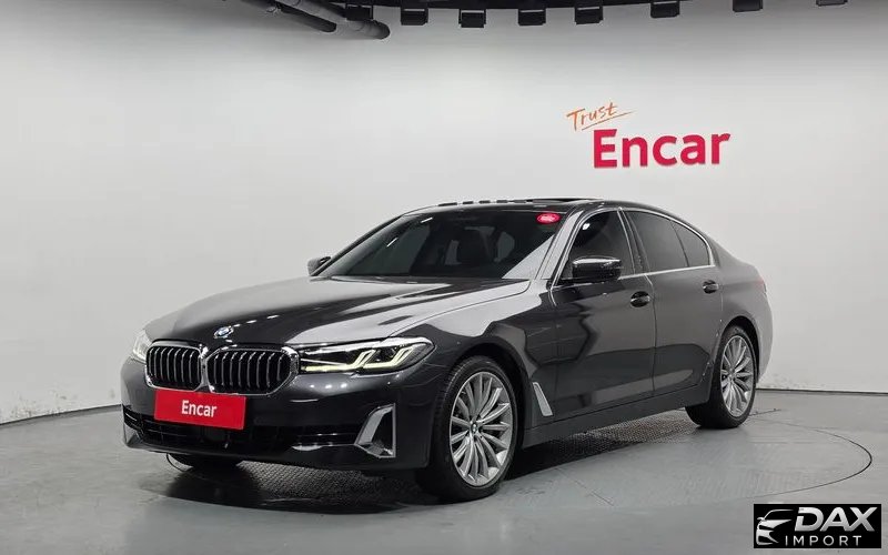 BMW 5-Series 530i xDrive Luxury