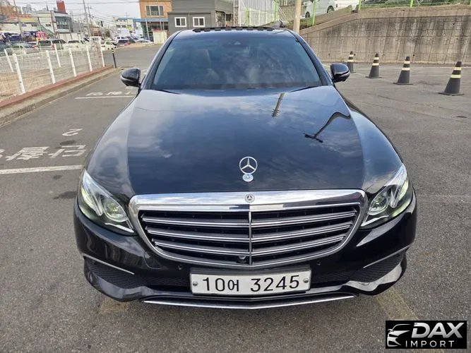 Mercedes-Benz E-Class E300 4MATIC Exclusive