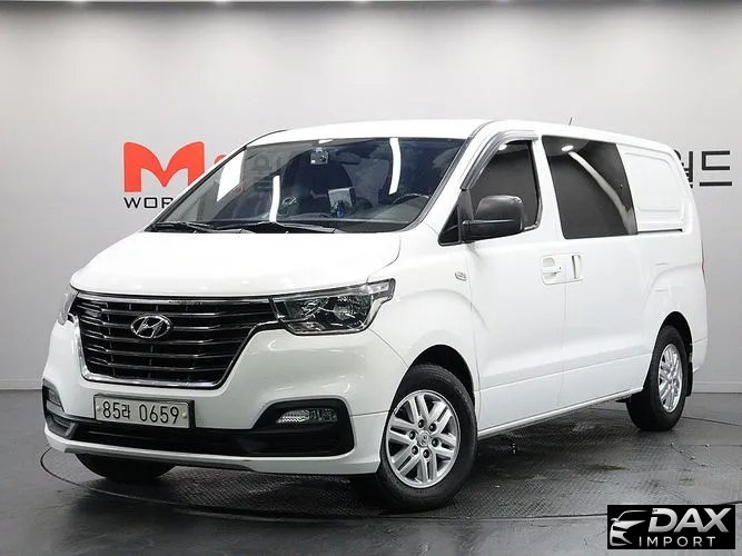 Hyundai Starex Van 5-Seater